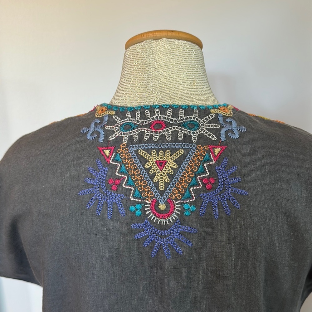 JOHNNY WAS Embroidered Linen Dress - Picture 6 of 8